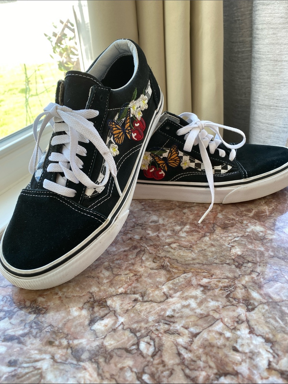 Vans old skool black & White Checker Low-Top Sneakers  butterfly Cherry